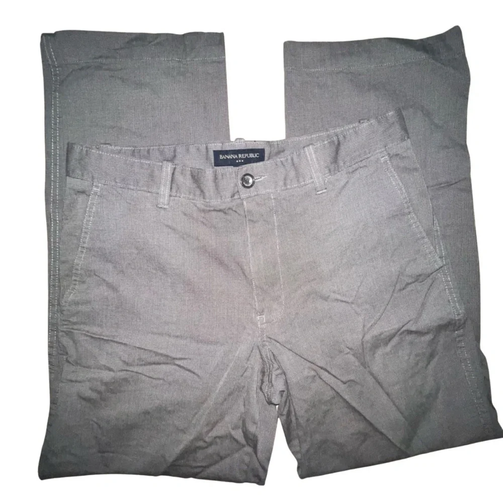 Banana Republic Men’s Slim Fit Textured Chino Pants 34x32 – Classic Style